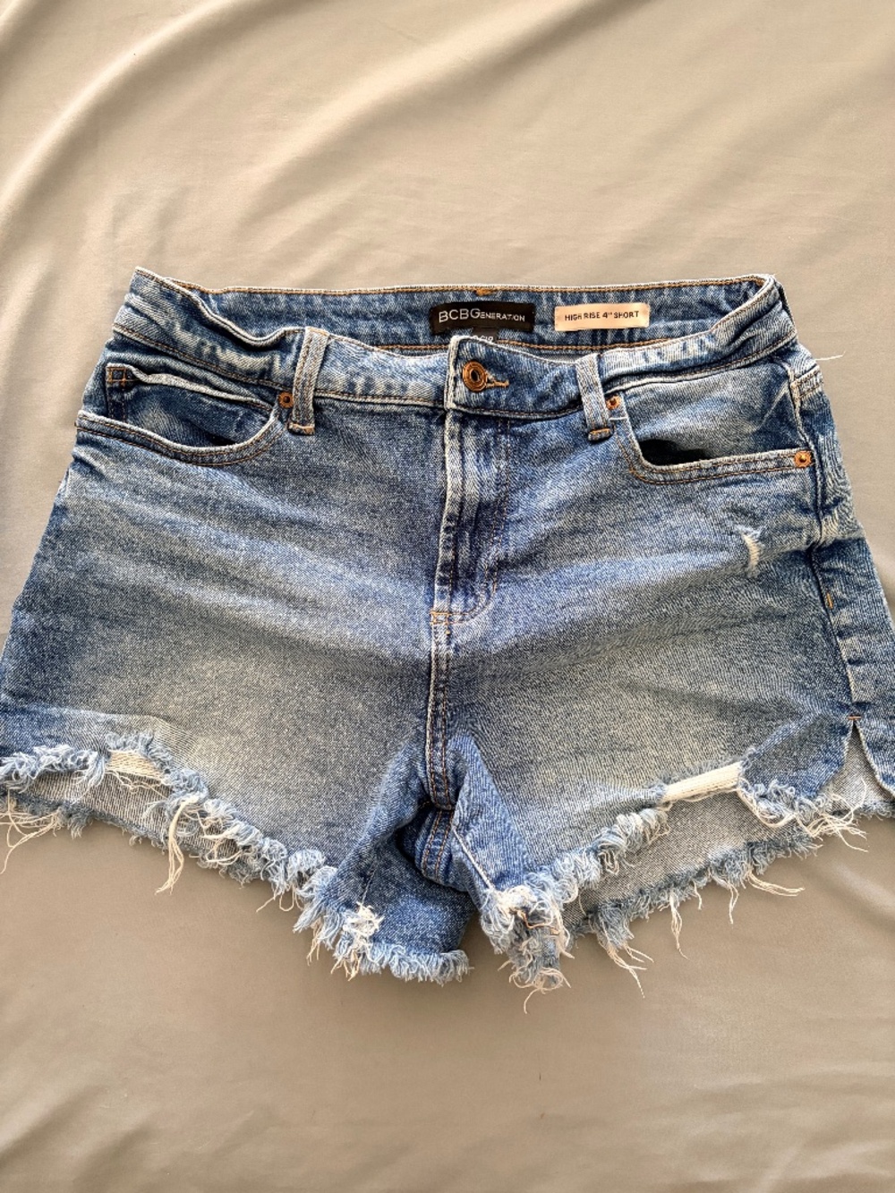 BCBG shorts size 9/29